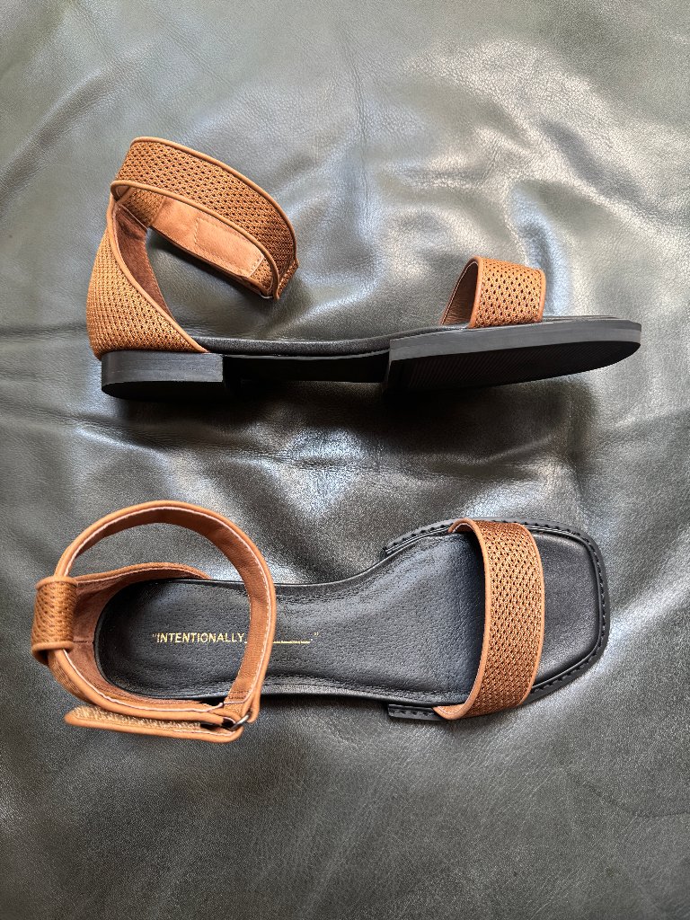 Intentionally Blank Potz Mesh Flat Sandals Toffee Strappy Size [10] New